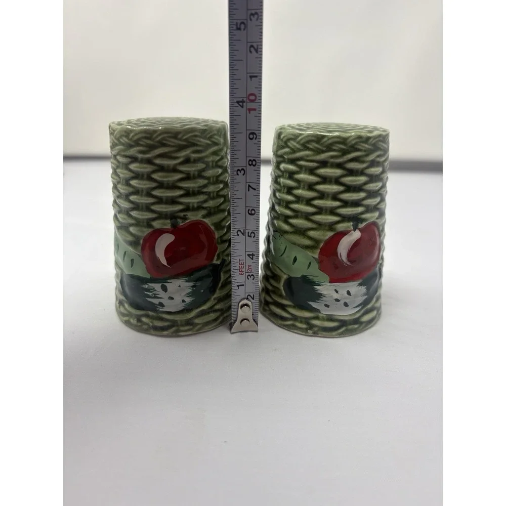 Vintage Salt & Pepper Japan Green Basket Weave Wicker Fruit Vegetables 3.5